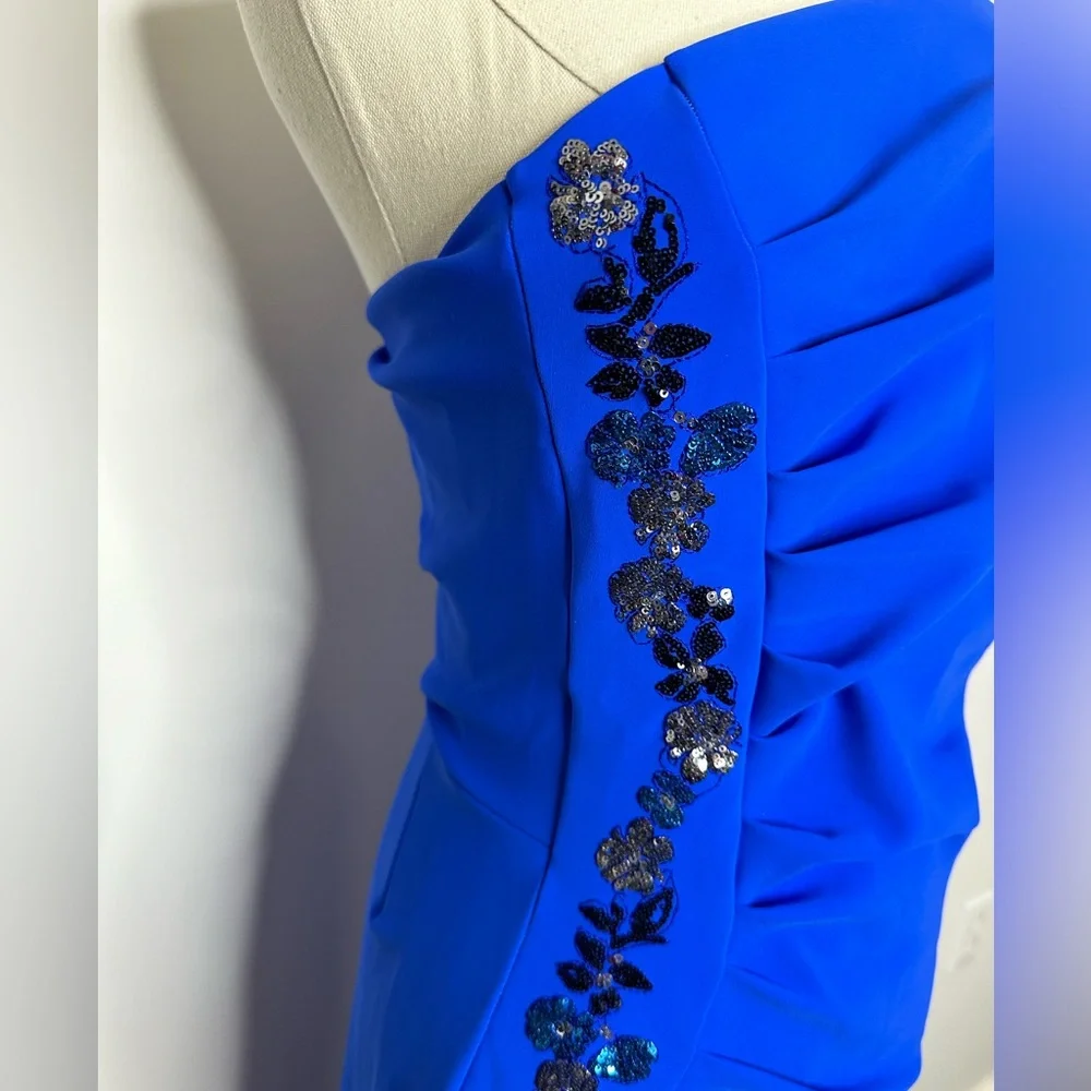 Chiari Boni Lianette One-Shoulder Embellished Gown - Picture 4 of 13